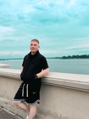 Евгений Хламов